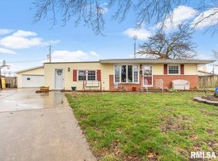 17 Celeste Ct, Springfield, IL 62703