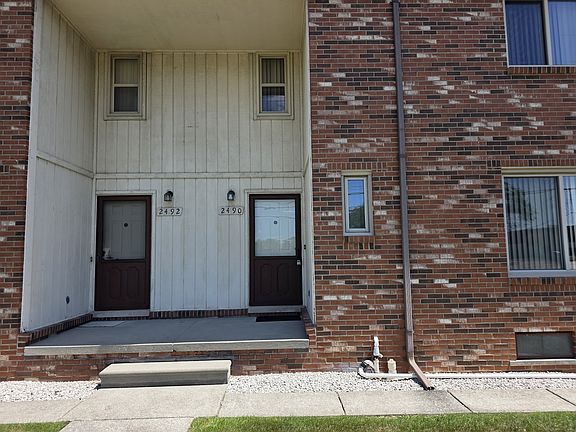 2nd image of 2490 John R Rd