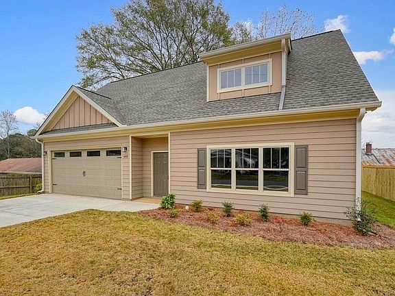 3rd image of 4749 Fowler St