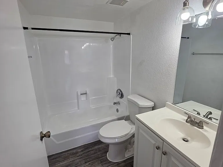 4416 N 35th Ave — Photo 10