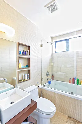 Rented by Tyler Vincent Real Estate Inc | media 18