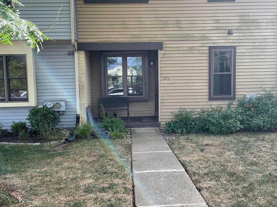 2nd image of 204 McKean Ct