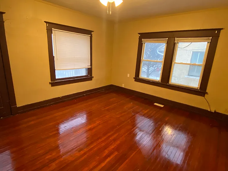 313 S 3rd St #4 — Photo 7