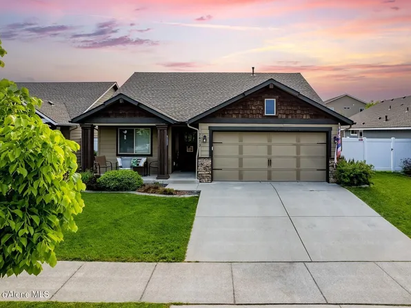 7673 N Goodwater Loop, Coeur D Alene, ID 83815