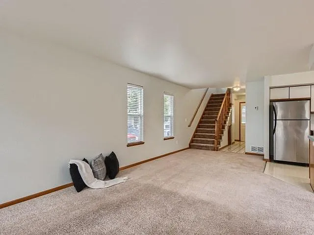 1637 Westbridge Dr #L4 — Photo 9