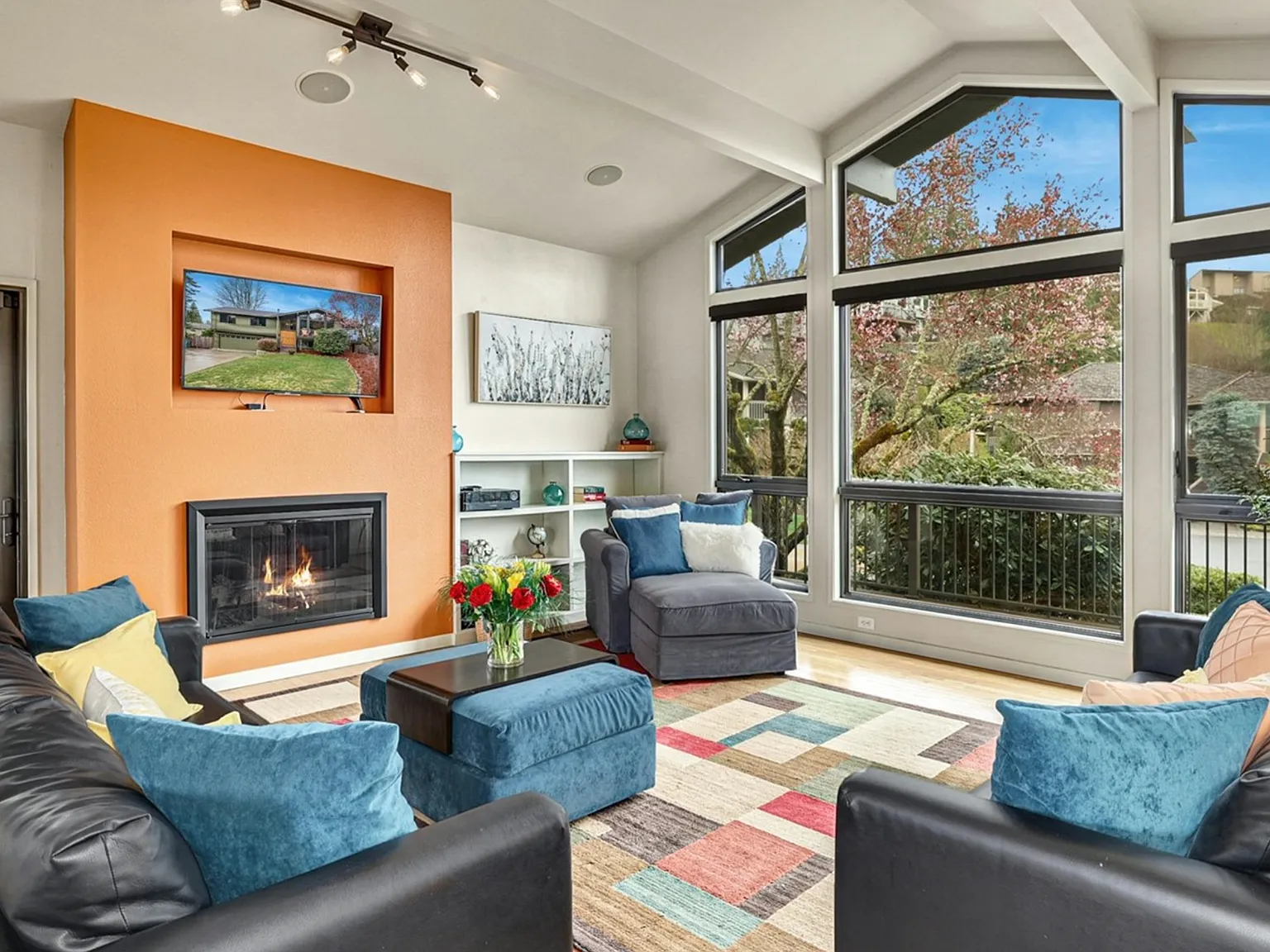 4 bed, 2530 sqft, $5,500 — Photo 4