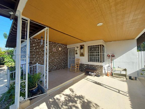 2nd image of 510 NW 118th St