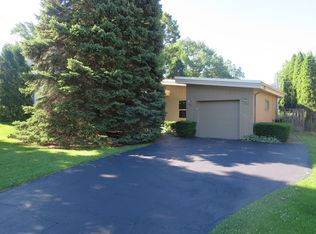 409 Greenfield Ave, Glen Ellyn, IL