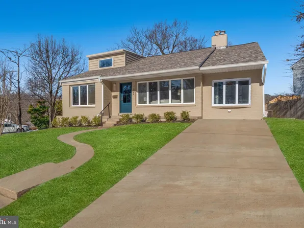 9407 Balfour Dr, Bethesda, MD 20814