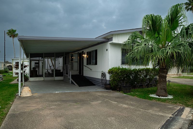 1st image of 100 Tangerine Blvd Trailer 82