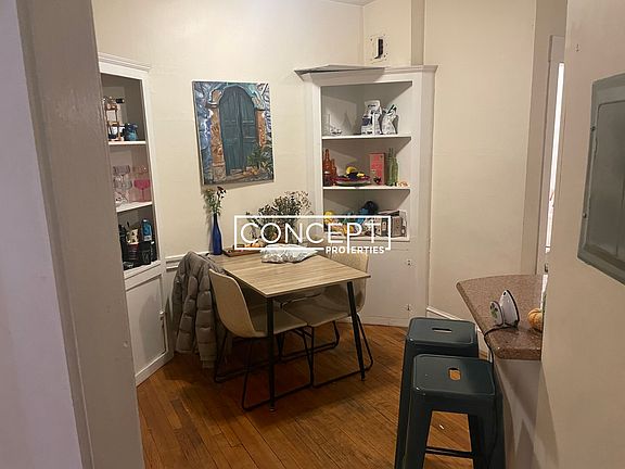 3rd image of 66 Egmont St #5CP