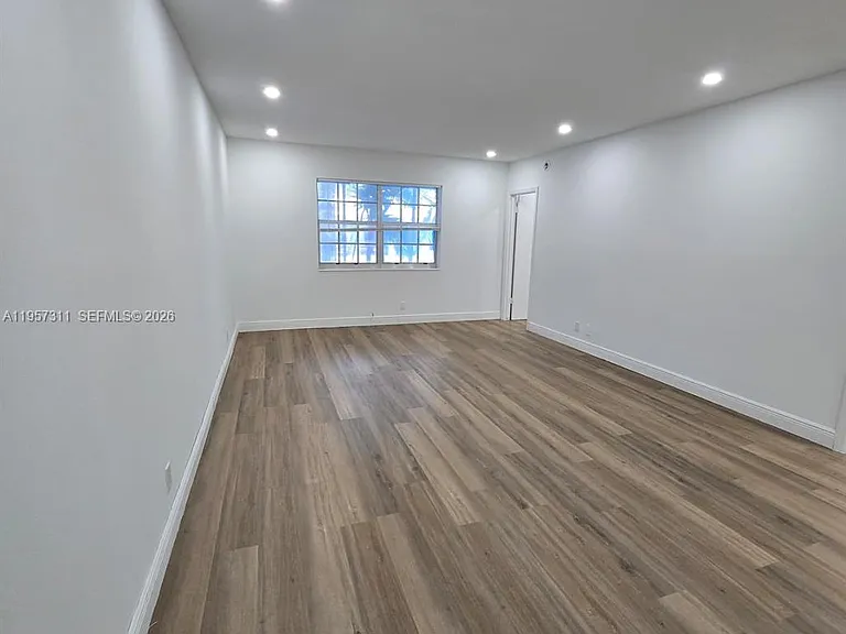 2424 SE 17th Cswy #110B — Photo 6
