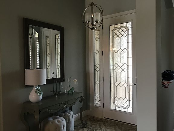 Entryway chandelier 