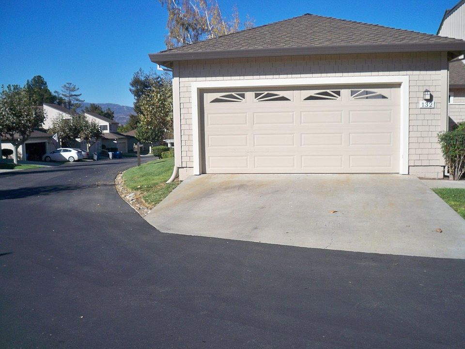 1st image of 132 Joes Ln