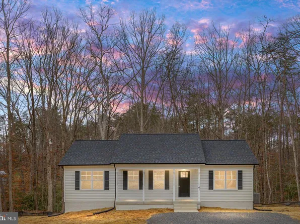 61 Hemlock Ln, Mineral, VA 23117