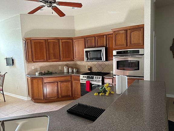 5th image of 2071 Westchester Way