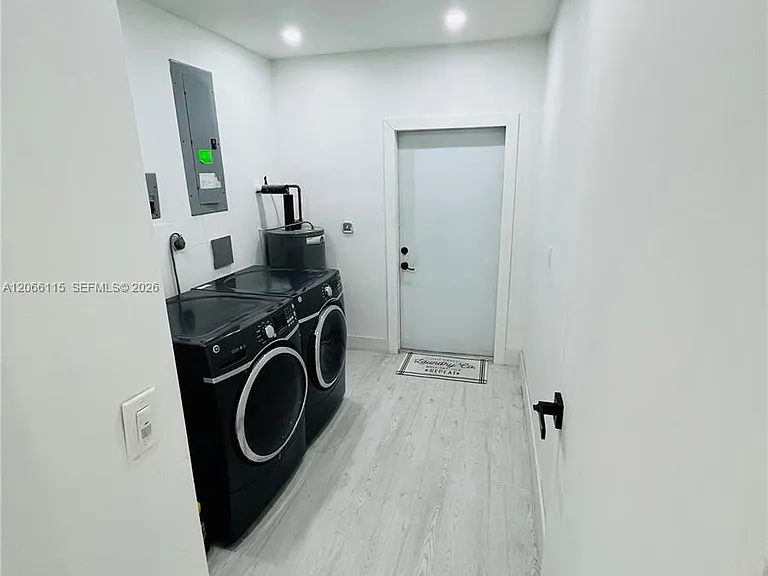 1707 S Curlew Ln — Photo 12
