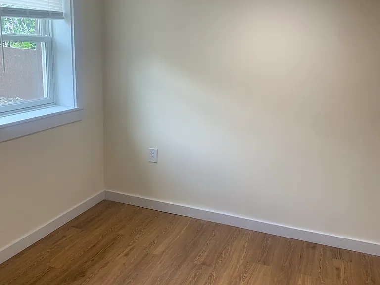 663 High Ridge Rd #BASEMENT — Photo 7