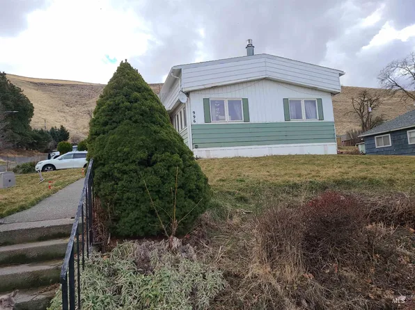 996 Arlington St, Pomeroy, WA 99347