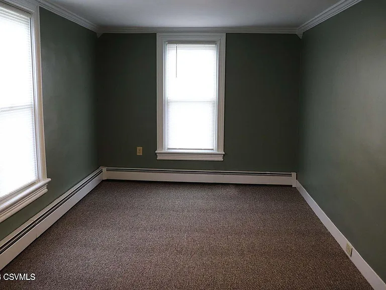 328 Center St #201 — Photo 15