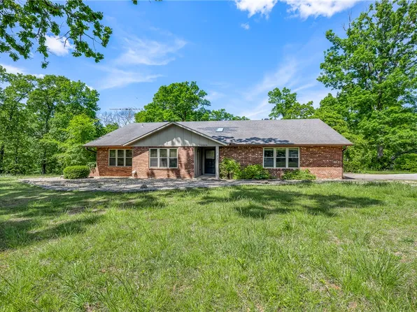 11683 Oak Hills Dr, Bentonville, AR 72712