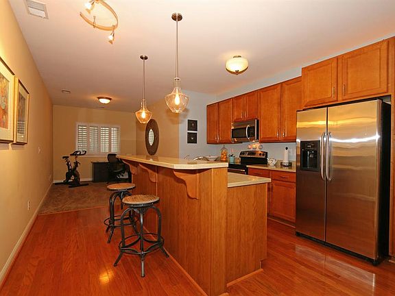 5th image of 493 Riverpointe Dr Unit 6