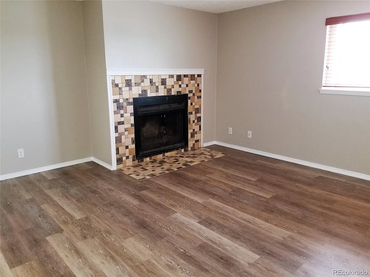 Building Photo - 1087 Ingalls St #9I