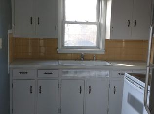 922 1/2 Lake Ave #2, Fort Wayne, IN 46805