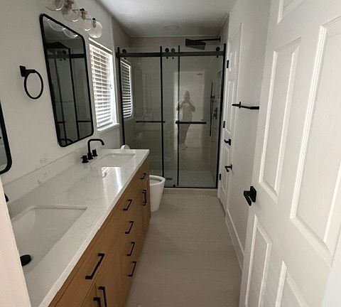 5th image of 939 Dora Ave