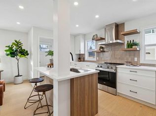 4547 E Passchendaele Rd SW, Calgary, AB T2T6C9