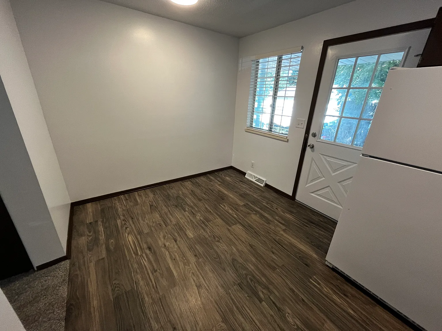 2 bed, 1.5 bath, 10 sqft, $1,398 — Photo 4