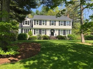 8 Strawberry Ln, Norfolk, MA 02056