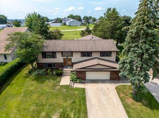 104 Winston Way, Waunakee, WI 53597