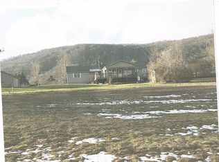574 Outlook Ave, Cheshire, MA 01225