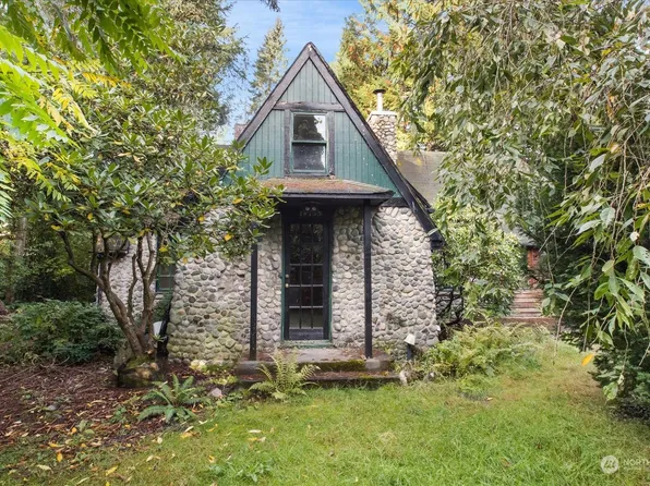 14733 31st Avenue NE, Shoreline, WA 98155