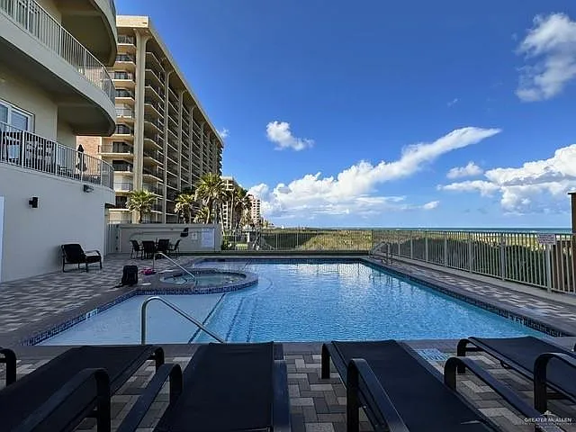 2700 Gulf Blvd #204 — Photo 24