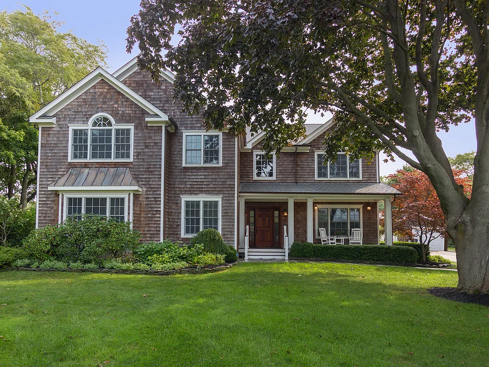 50 Narrow Ln