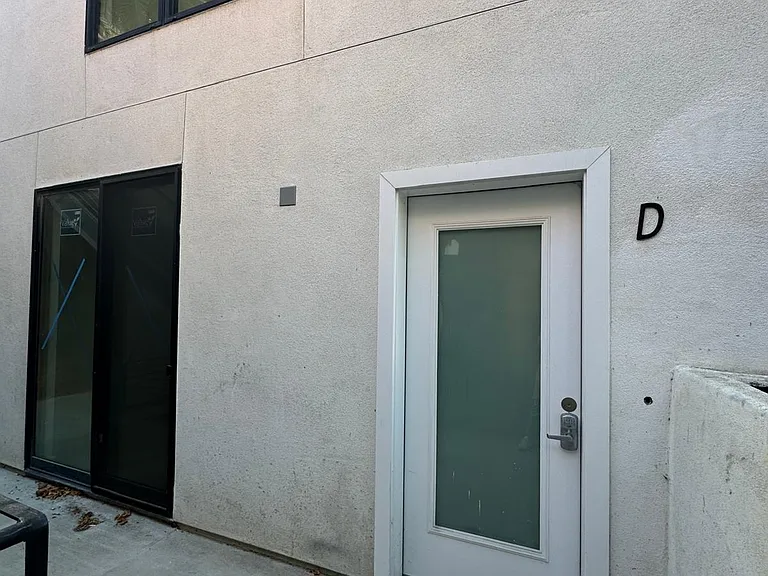 1244 Innes Ave #D — Photo 4