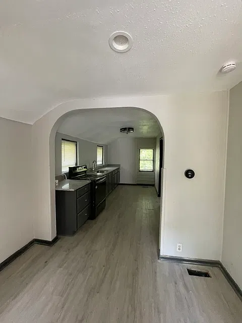 2 bed, $950 — Photo 3