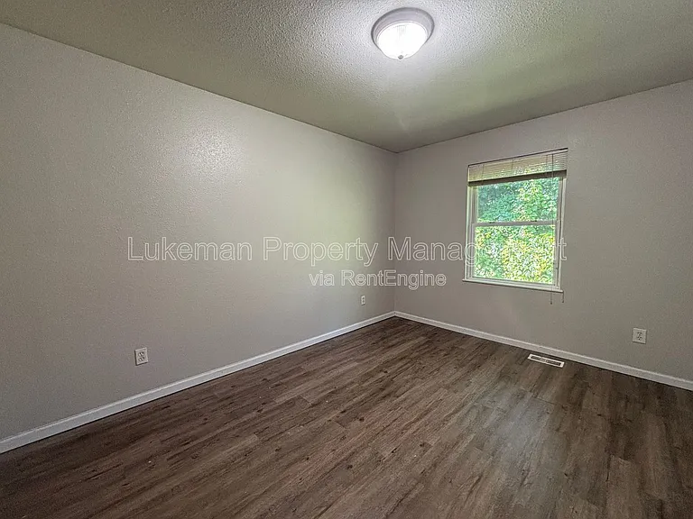 415 S Kendall Ave #403 — Photo 7