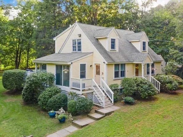 15 Labor In Vain Rd, Ipswich, MA 01938