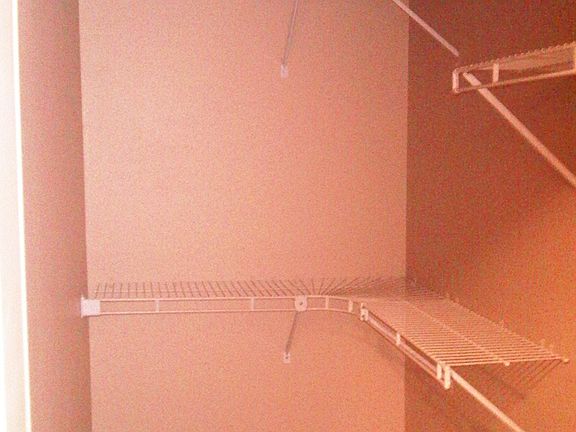 3rd image of 627 Ironwood Dr