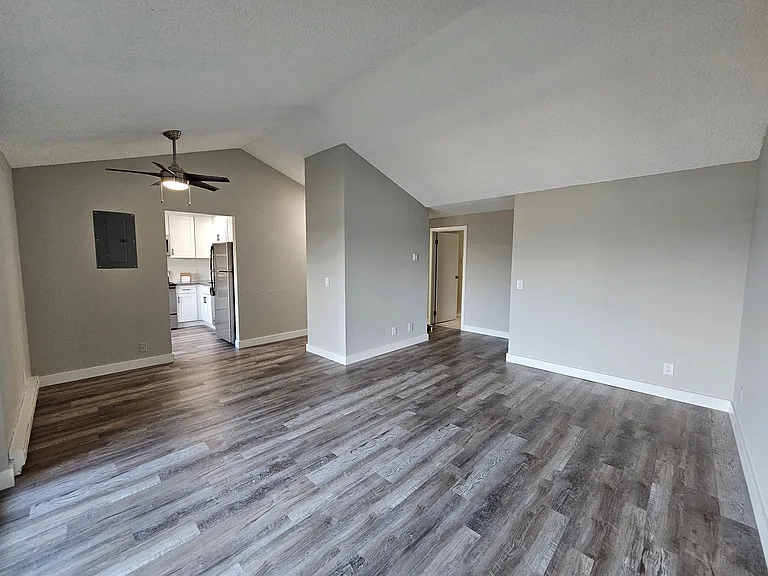CityScape Apartments — Photo 5