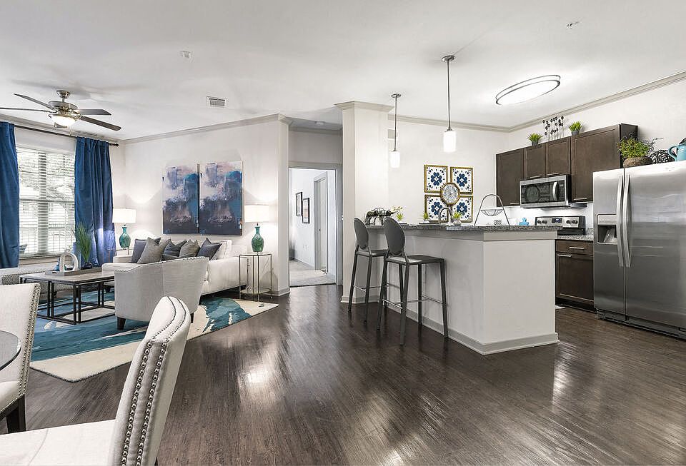 95twenty Apartments - 9520 Spectrum Dr Austin TX (9 units