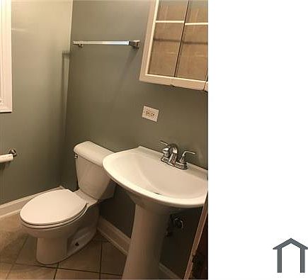 5th image of 1426 N Lawler Ave #1