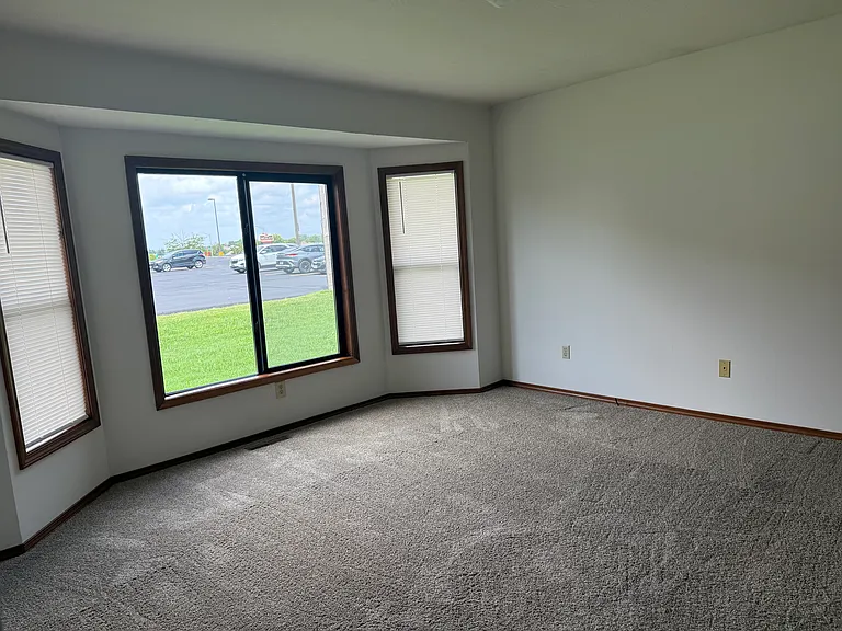 4241 S Broadway Ave #4241 — Photo 6