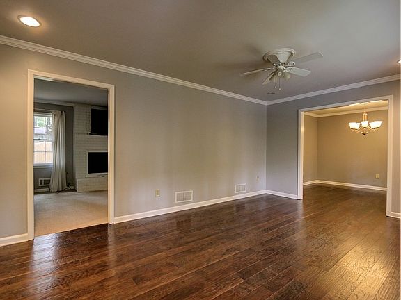 3rd image of 3450 Corral Dr