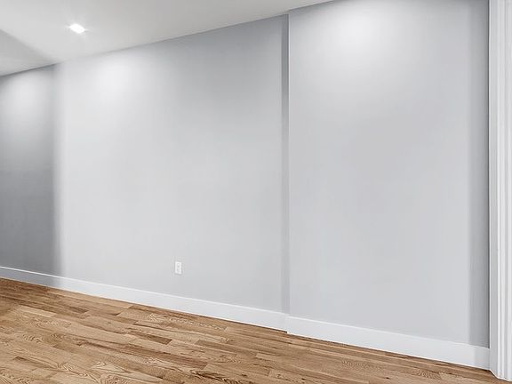 5th image of 322 E 117th St APT 23