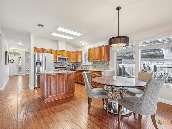 3rd image of 8416 Dulac Dr