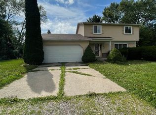 3642 Hillside Dr, Ypsilanti, MI 48197